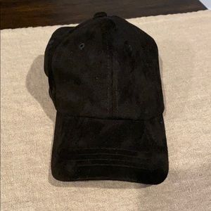 Plain black suede hat